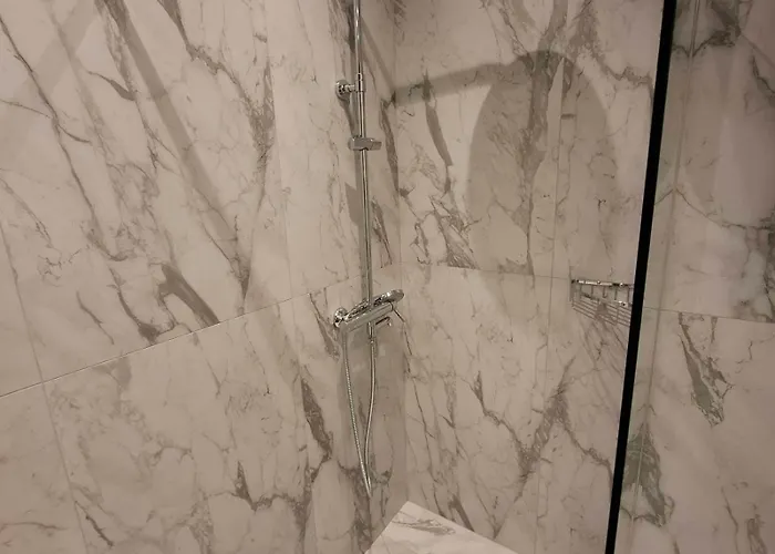 Αικατερίνα 科扎尼